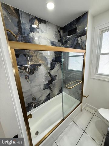 1016 WHITBY AVE, Lansdowne, PA 19050