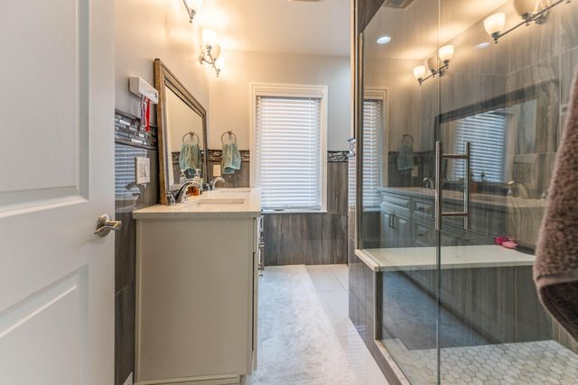 1826 Beaver Street, Dearborn, MI 48128