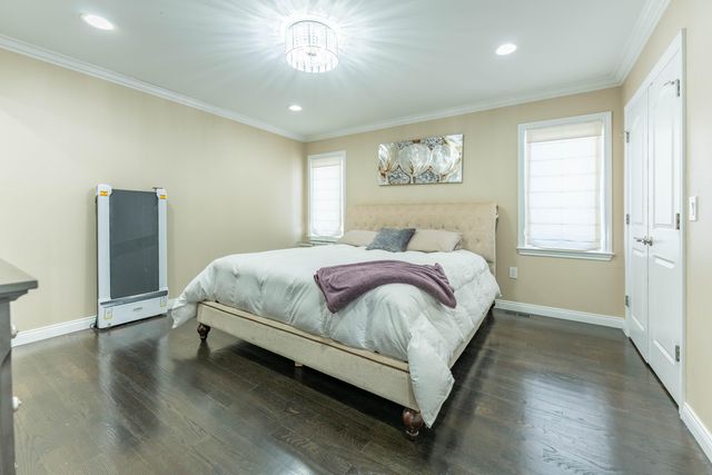 1826 Beaver Street, Dearborn, MI 48128