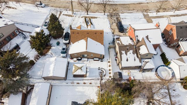 1826 Beaver Street, Dearborn, MI 48128