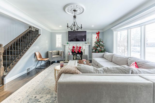 1826 Beaver Street, Dearborn, MI 48128