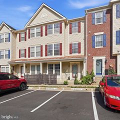 8320 GREEN HERON WAY #51, Lorton, VA 22079