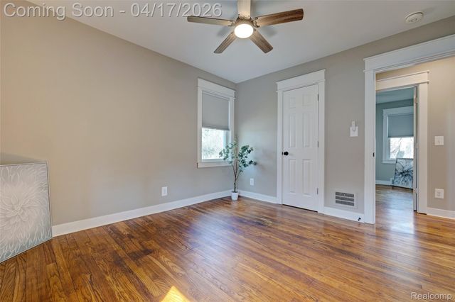 3556 BROOKDALE Lane, Waterford Charter Township, MI 48328