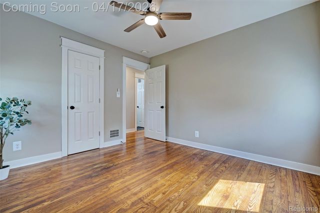 3556 BROOKDALE Lane, Waterford Charter Township, MI 48328