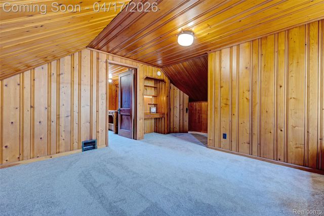 3556 BROOKDALE Lane, Waterford Charter Township, MI 48328