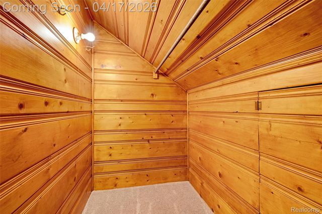 3556 BROOKDALE Lane, Waterford Charter Township, MI 48328