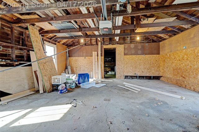 3556 BROOKDALE Lane, Waterford Charter Township, MI 48328