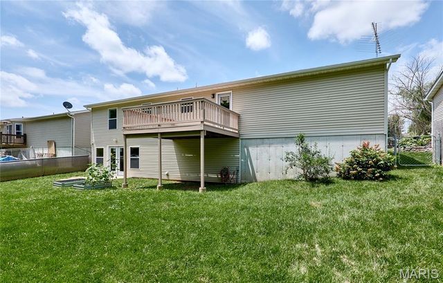2358 Balboa Circle, Warrenton, MO 63383