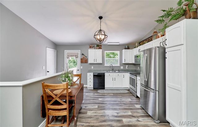 2358 Balboa Circle, Warrenton, MO 63383
