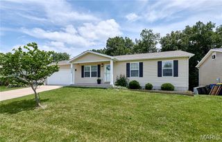 2358 Balboa Circle, Warrenton, MO 63383