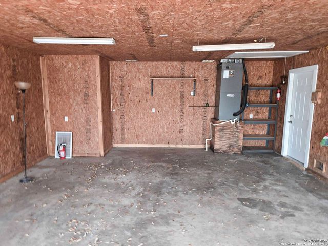 5192 county road 346, Beeville, TX 78102