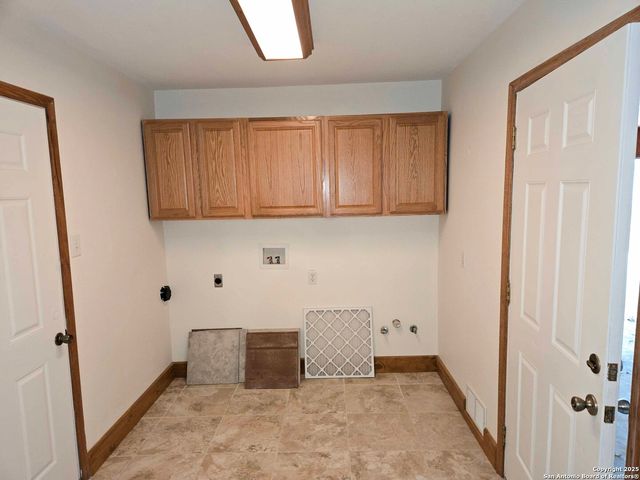 5192 county road 346, Beeville, TX 78102