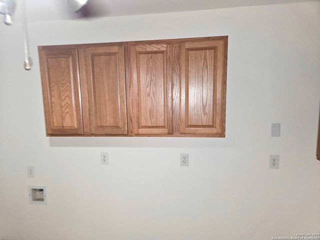 5192 county road 346, Beeville, TX 78102