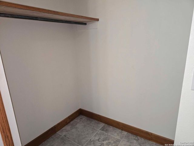 5192 county road 346, Beeville, TX 78102