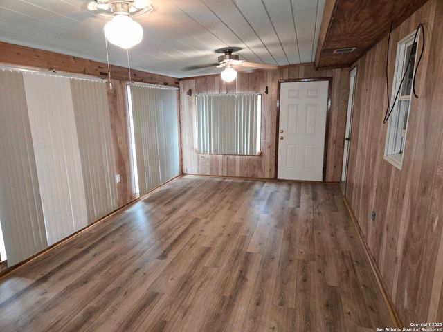 5192 county road 346, Beeville, TX 78102