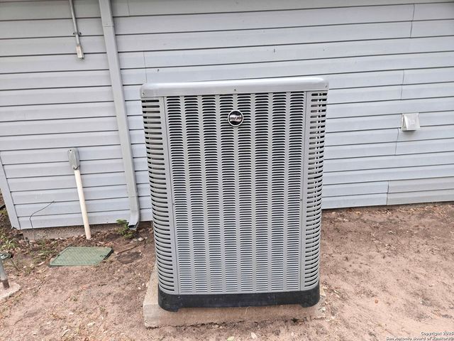 5192 county road 346, Beeville, TX 78102