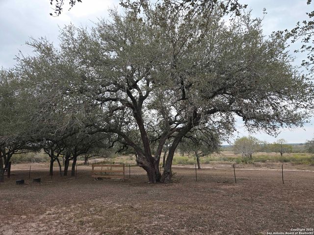 5192 county road 346, Beeville, TX 78102