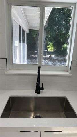 220 NW 112th Ter 1, Miami Shores, FL 33168