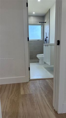 220 NW 112th Ter 1, Miami Shores, FL 33168