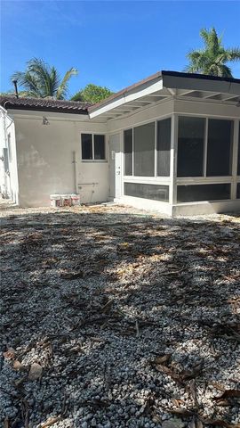 220 NW 112th Ter 1, Miami Shores, FL 33168