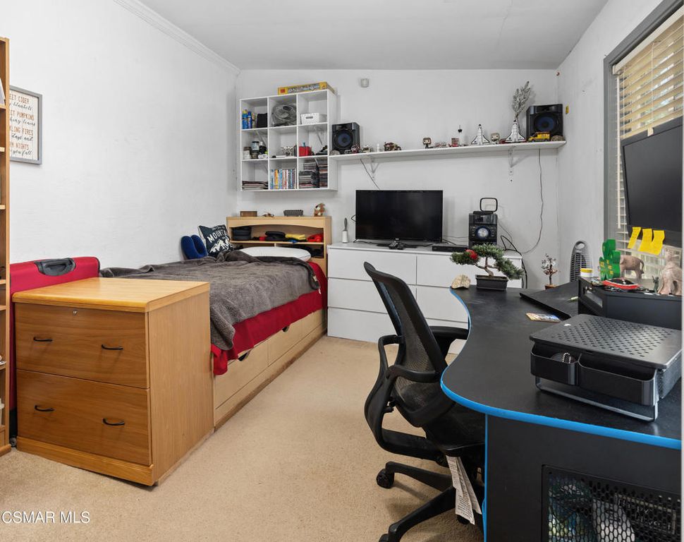Image 10 of property listing at 15646 Stare Street, North Hills, CA 91343
