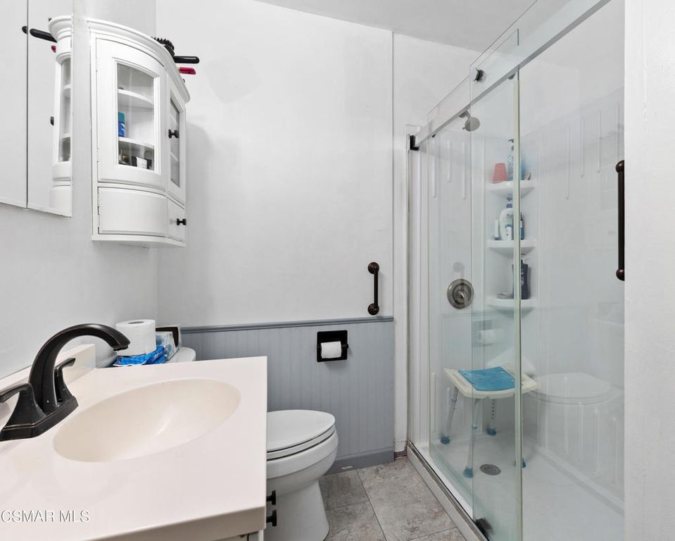 Image 11 of property listing at 15646 Stare Street, North Hills, CA 91343