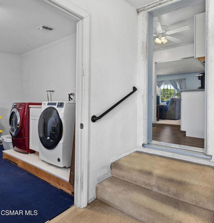 Image 12 of property listing at 15646 Stare Street, North Hills, CA 91343