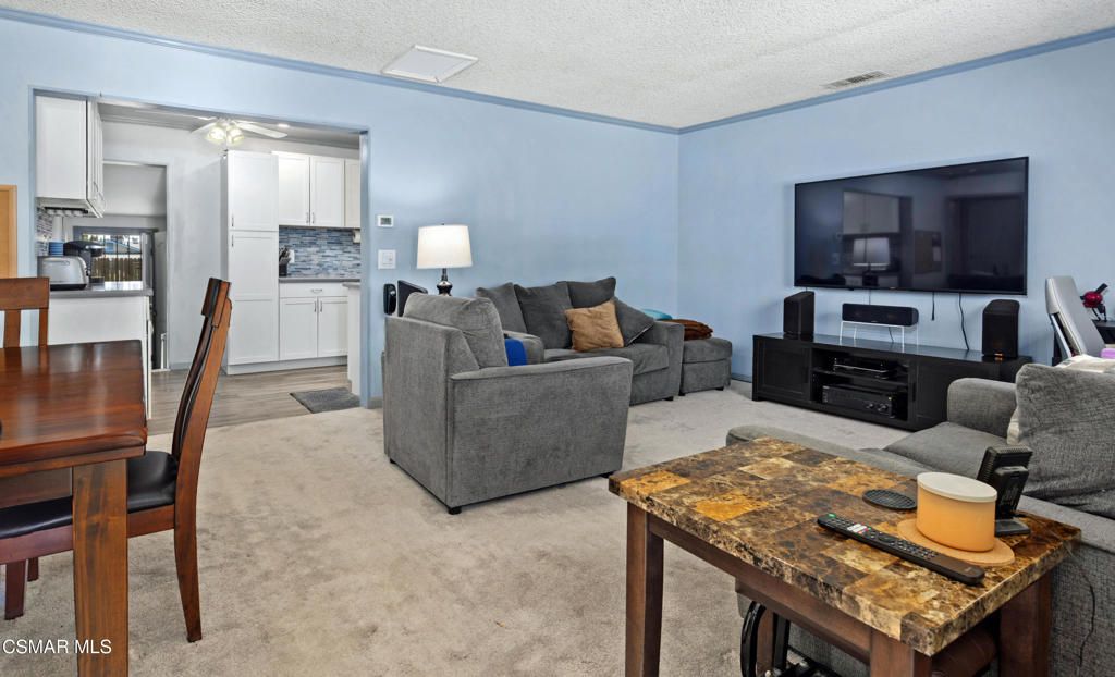 Image 3 of property listing at 15646 Stare Street, North Hills, CA 91343