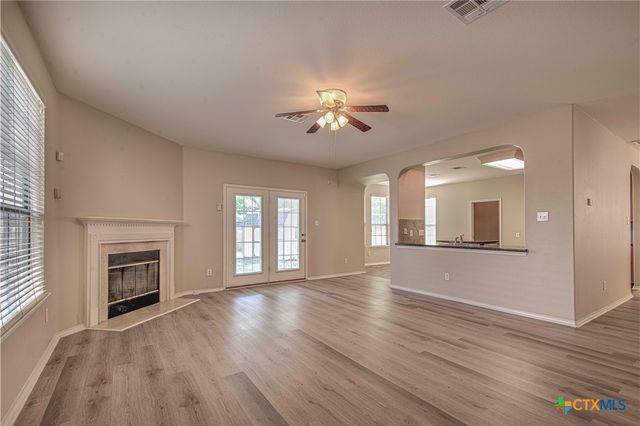 8626 Fallen Leaf Lane, Temple, TX 76502