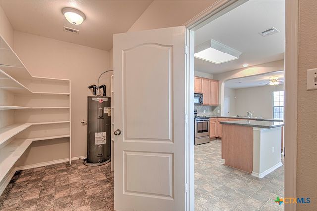 8626 Fallen Leaf Lane, Temple, TX 76502