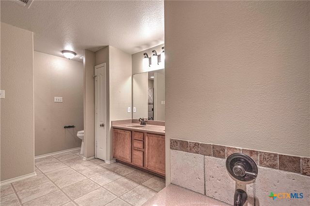 8626 Fallen Leaf Lane, Temple, TX 76502