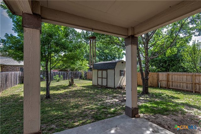 8626 Fallen Leaf Lane, Temple, TX 76502