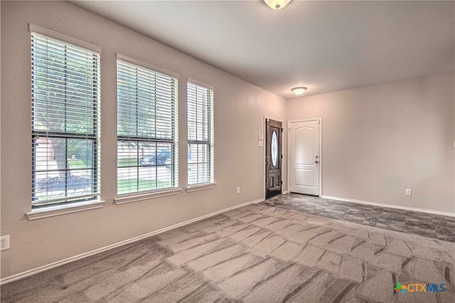 8626 Fallen Leaf Lane, Temple, TX 76502