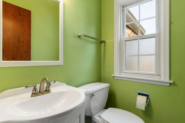 812 W Lombard Street, Davenport, IA 52804