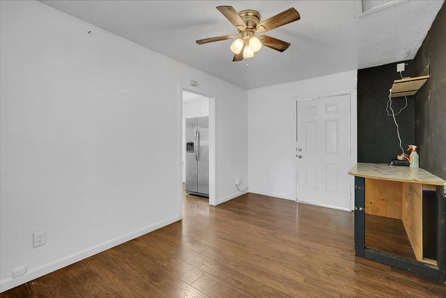 1215 J St, Marysville, CA 95901