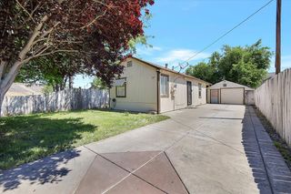 1215 J St, Marysville, CA 95901