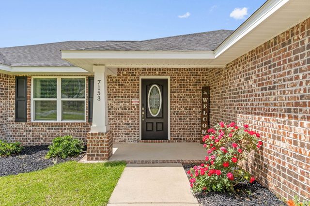 7153 Gordon Evans Road, Navarre, FL 32566