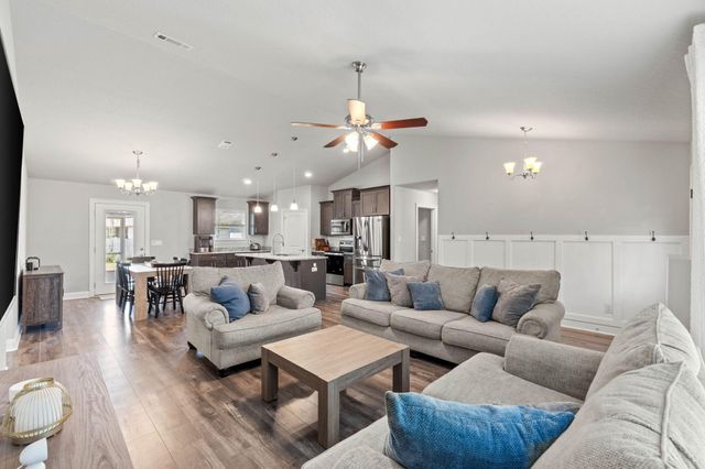 7153 Gordon Evans Road, Navarre, FL 32566