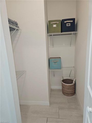 1726 NE 10th LN, Cape Coral, FL 33909