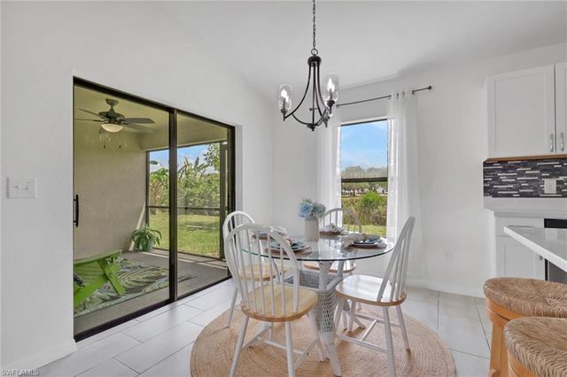 1726 NE 10th LN, Cape Coral, FL 33909