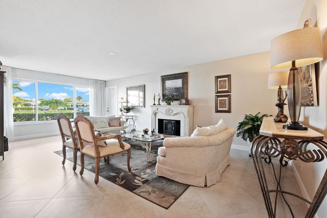 162 High Point Boulevard B, Delray Beach, FL 33445