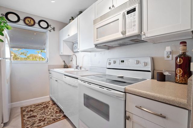 162 High Point Boulevard B, Delray Beach, FL 33445