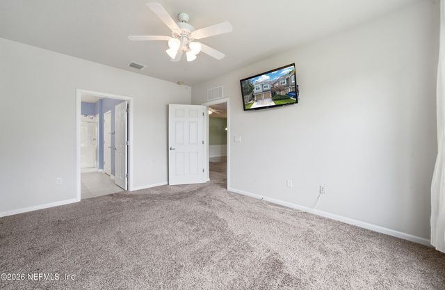 6668 WHITE BLOSSOM Circle 33F, Jacksonville, FL 32258