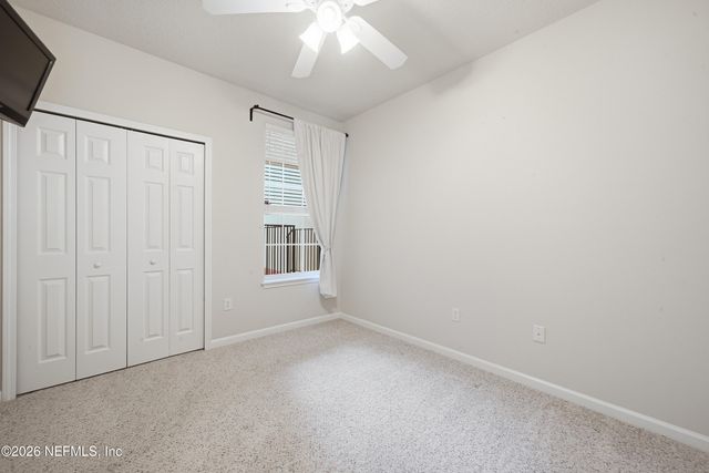 6668 WHITE BLOSSOM Circle 33F, Jacksonville, FL 32258