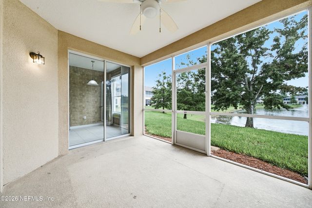 6668 WHITE BLOSSOM Circle 33F, Jacksonville, FL 32258