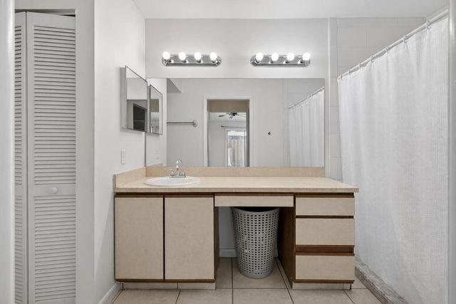 102 Maplecrest Circle, Jupiter, FL 33458