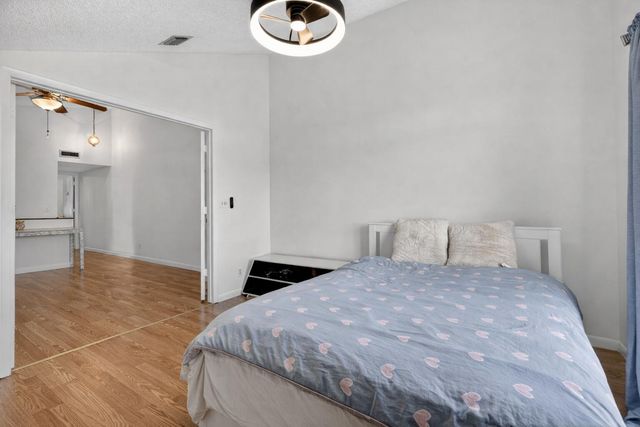 102 Maplecrest Circle, Jupiter, FL 33458