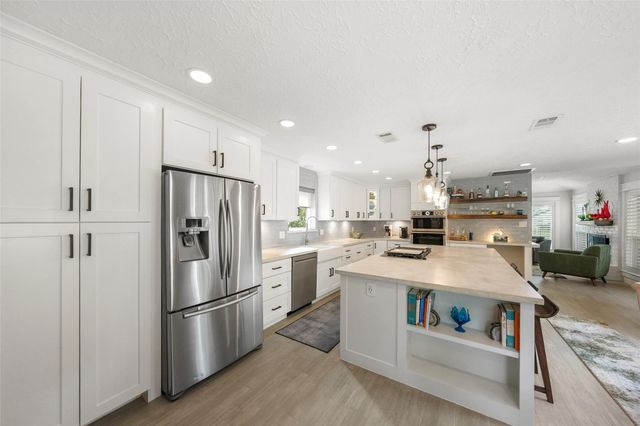 1807 Fir Cove, Houston, TX 77339