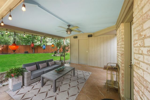 1807 Fir Cove, Houston, TX 77339
