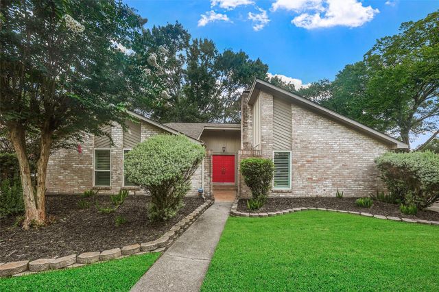 1807 Fir Cove, Houston, TX 77339